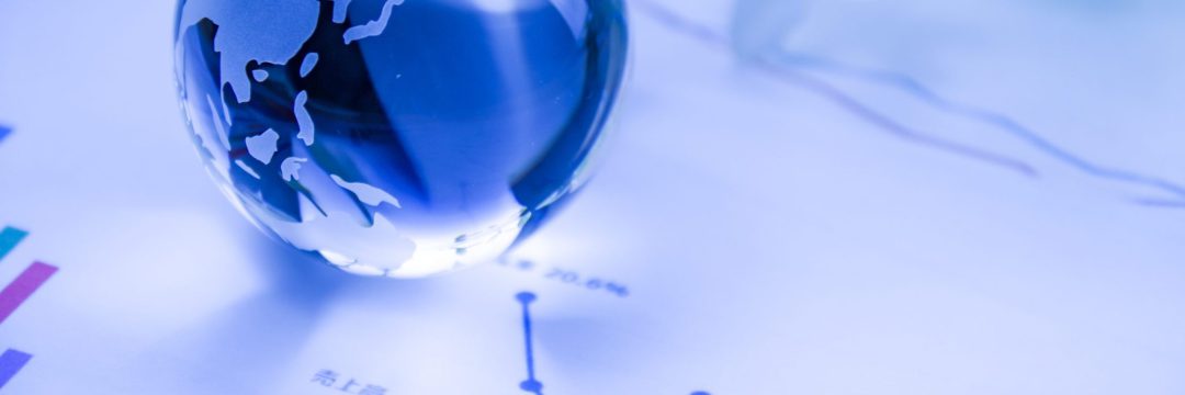 グラフの上のカラスの地球